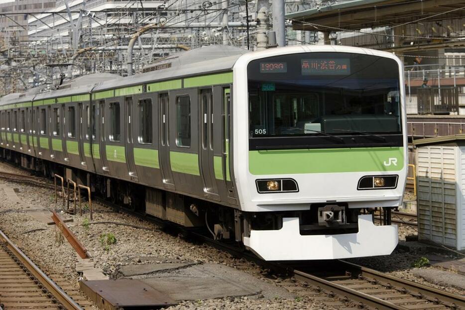 [写真]5年に一度、大都市圏の鉄道利用状況などを調査する「大都市交通センサス」（アフロ）