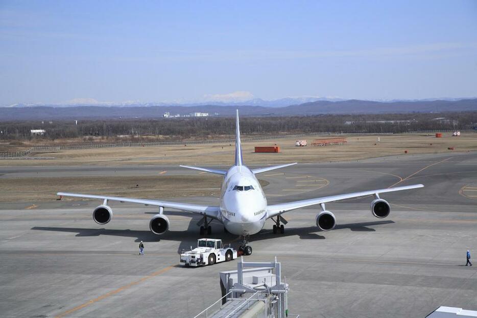 [イメージ写真]2月23日、日航機の緊急脱出事故が起きた新千歳空港。後に航空事故に認定された（アフロ）