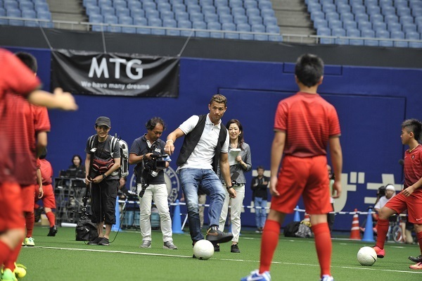 [画像]MTG × Cristiano Ronaldo “ATHLETIC BEAUTY PROJECT” 夏休み 夢サッカー教室